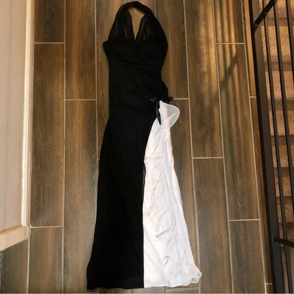 Blondie Nites by Linda Bernell